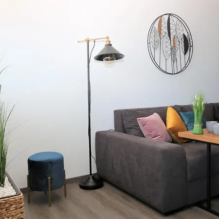 Mit Terassee & Aussicht Auf Und Berge * Lochau