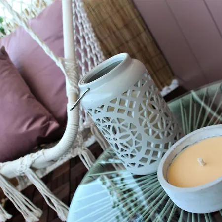 Mit Terassee & Aussicht Auf Und Berge Lochau