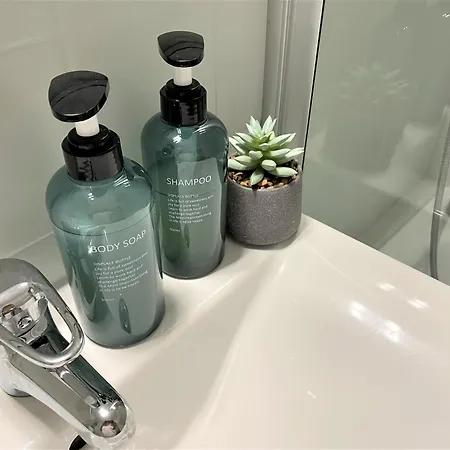 Mit Terassee & Aussicht Auf Und Berge *