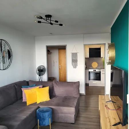 Mit Terassee & Aussicht Auf Und Berge