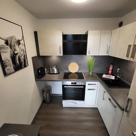 Mit Terassee & Aussicht Auf Und Berge Lägenhet *